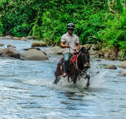 family travel central america